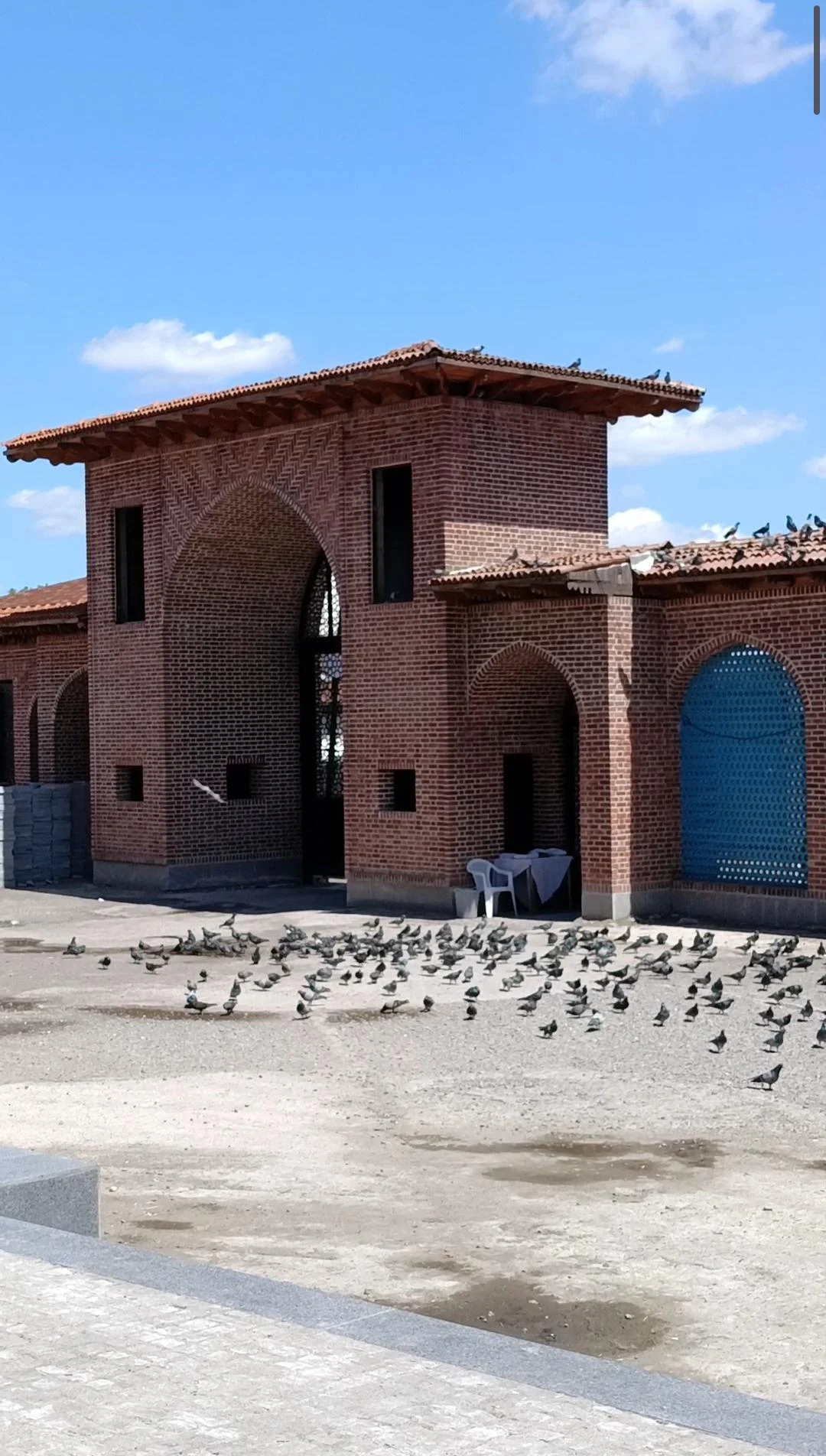 بقعه خواهر امام