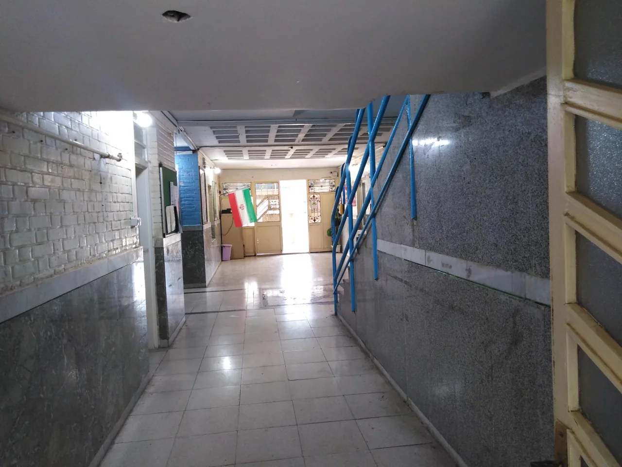 دبیرستان غیردولتی پسرانه دوره اول دانشگاه چمران - تصویر 3