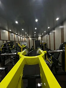 باشگاه بدنسازی پوریا
