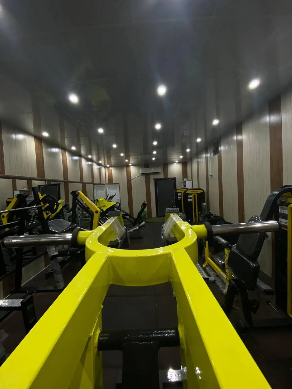 باشگاه بدنسازی پوریا