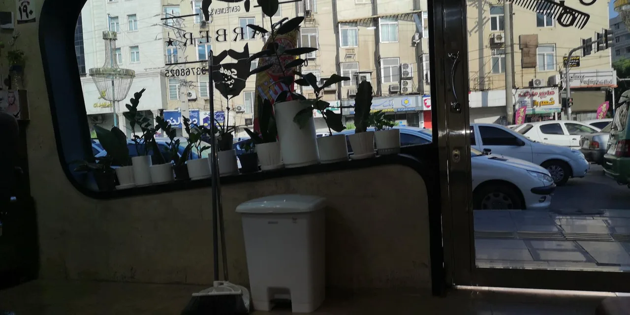 آرایشگاه مردانه باربر - تصویر 2
