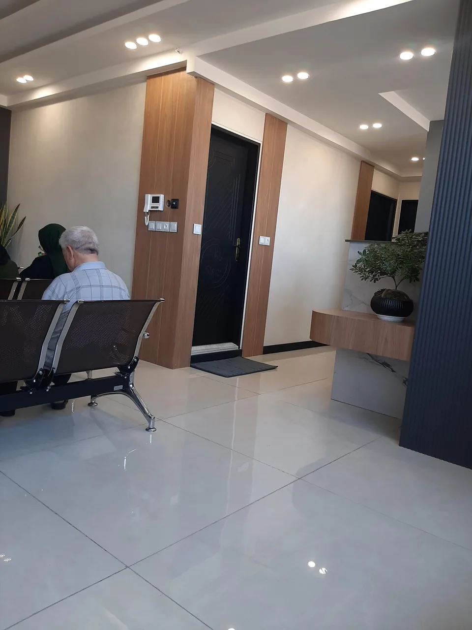 مطب دکتر علی بزم (جراح عمومی)