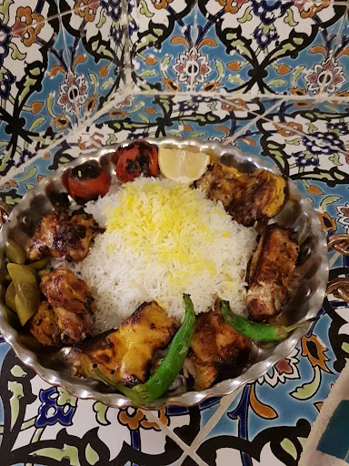 رستوران سنتی یاقوت