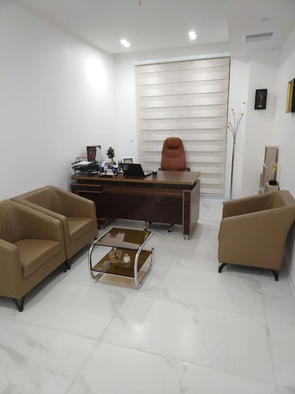 مطب فوق تخصص گوارش دکتر وفایی منش - تصویر 2