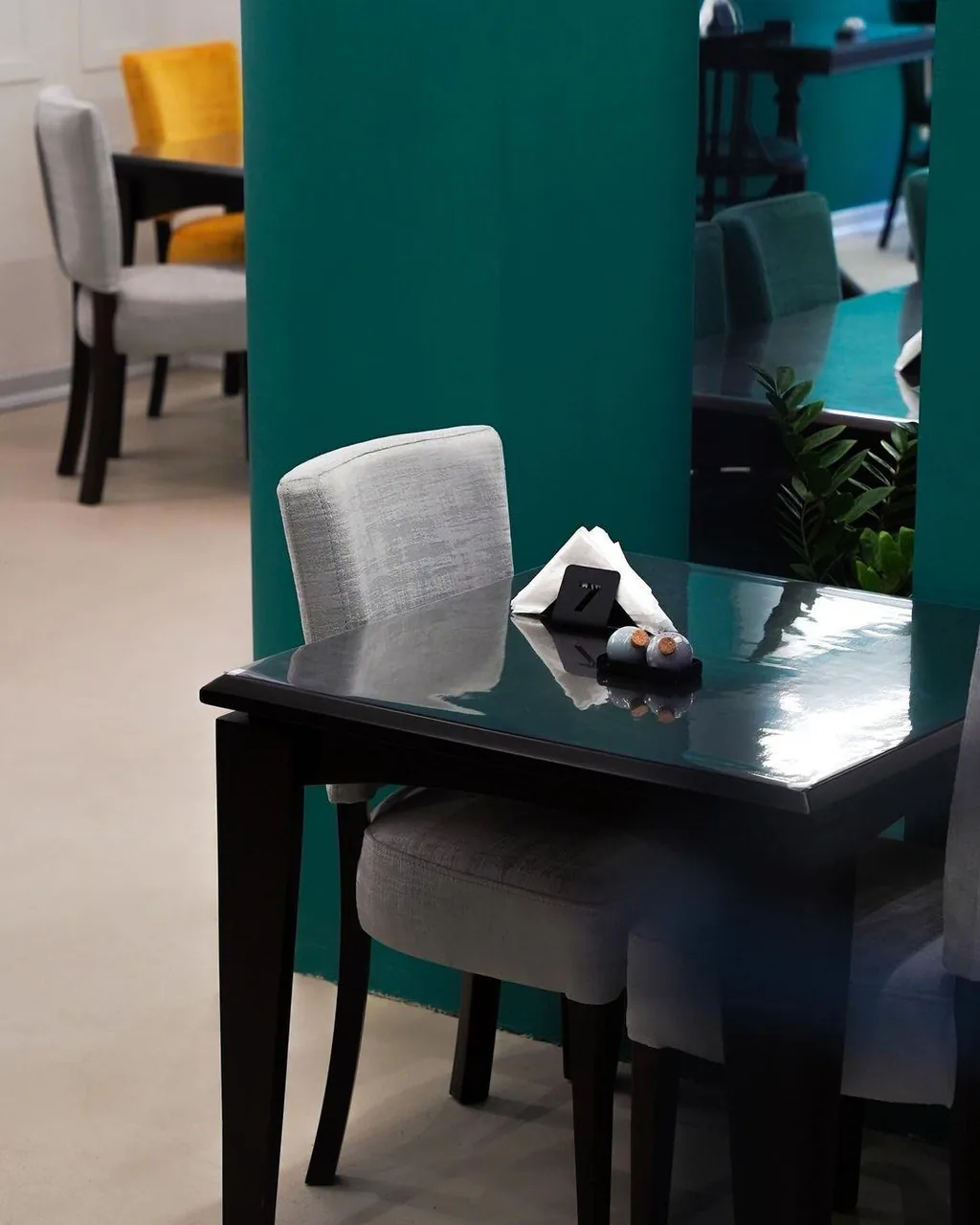کافه رستوران مانی  بابلتی فست فود