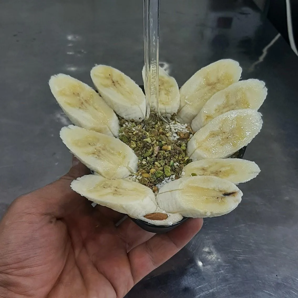 بستنی و آبمیوه آیس سیتی - تصویر 2