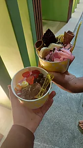 بستنی لوکی لند