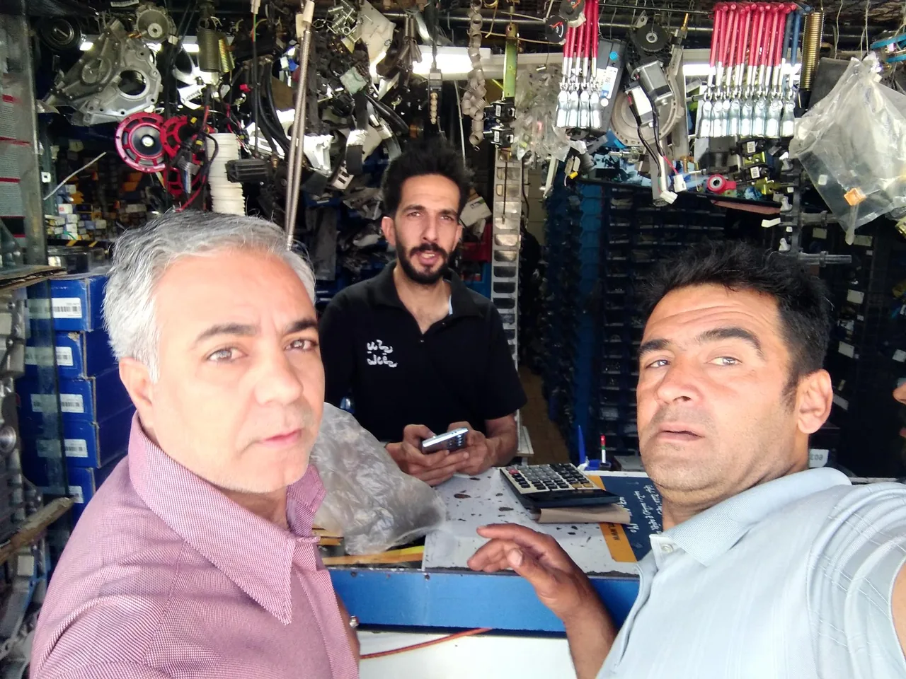 لوازم یدکی مرکزی علی صادقی - لوازم یدکی خودرو در کرمان - تصویر 3