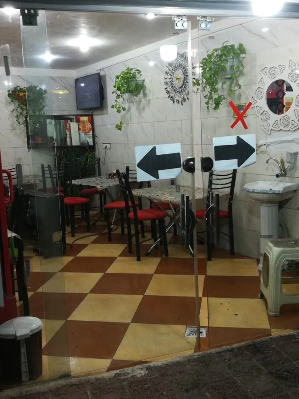 کبابی حسینخانی - کبابی و چلوکبابی در کرمان - تصویر 3