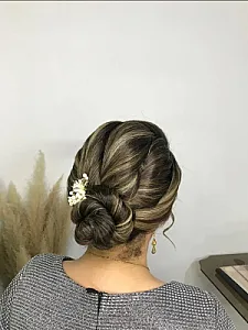 آکادمی زیبایی سلیمه اشرفی