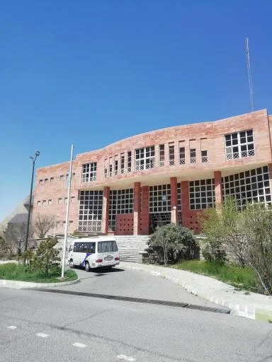 کتابخانه مرکزی دانشگاه تبریز - کتابخانه عمومی در تبریز