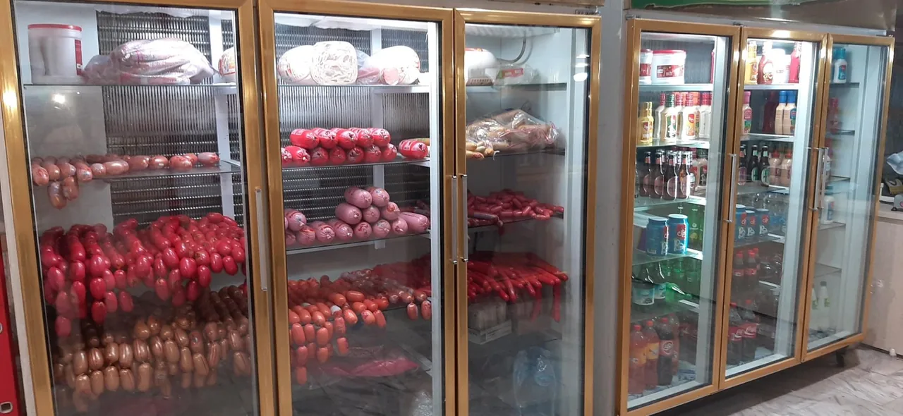 فروشگاه سوسیس و کالباس اقایی - گوشت، مرغ و پروتئینی در کرمان