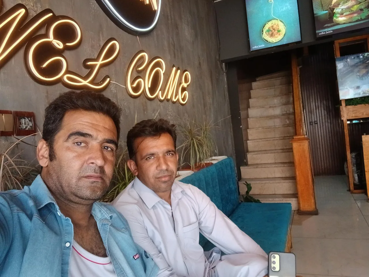 کافه جامین - تصویر 2