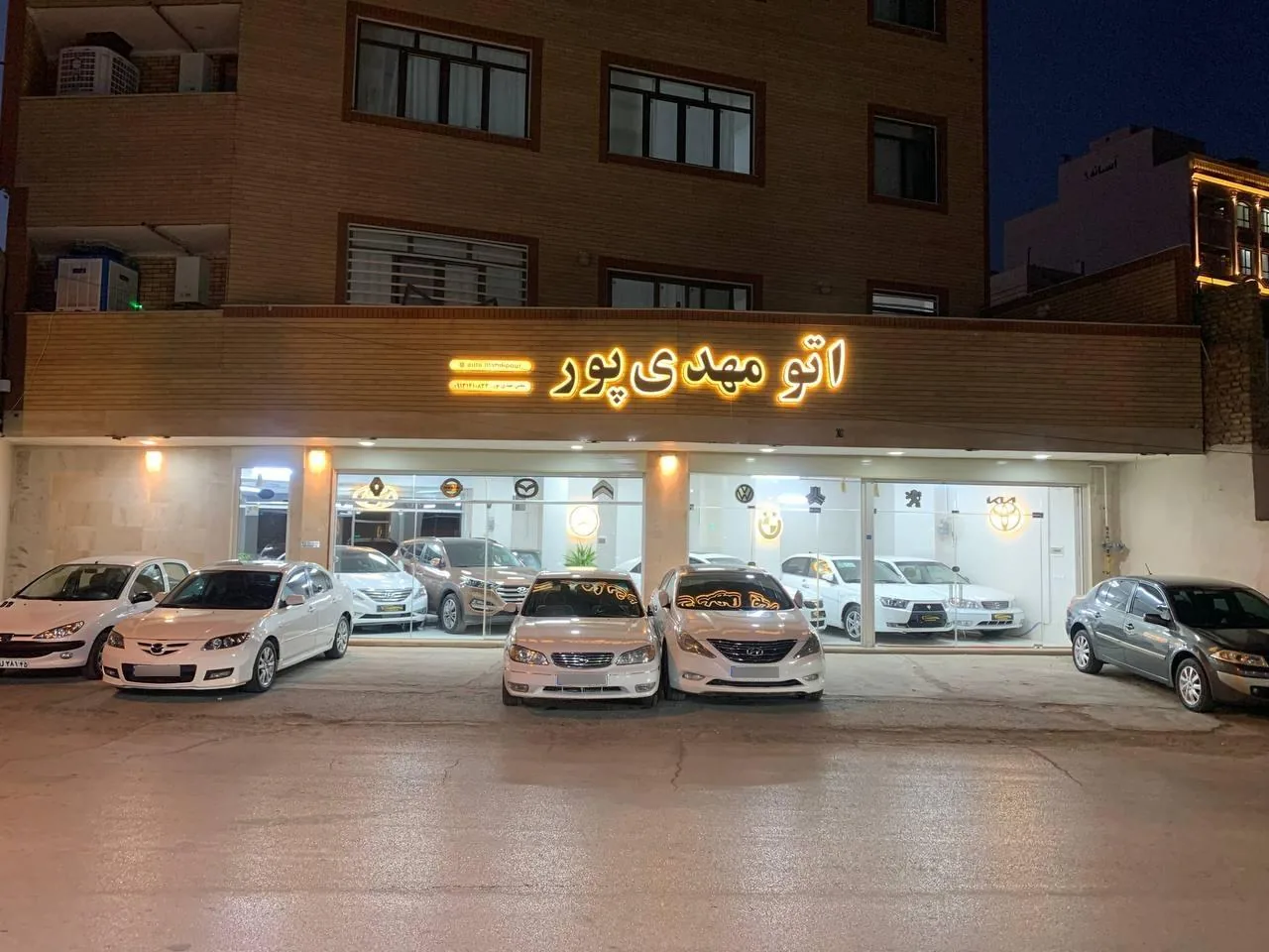نمایشگاه اتومبیل مهدی پور - نمایشگاه و خرید فروش خودرو در کرمان - تصویر 3
