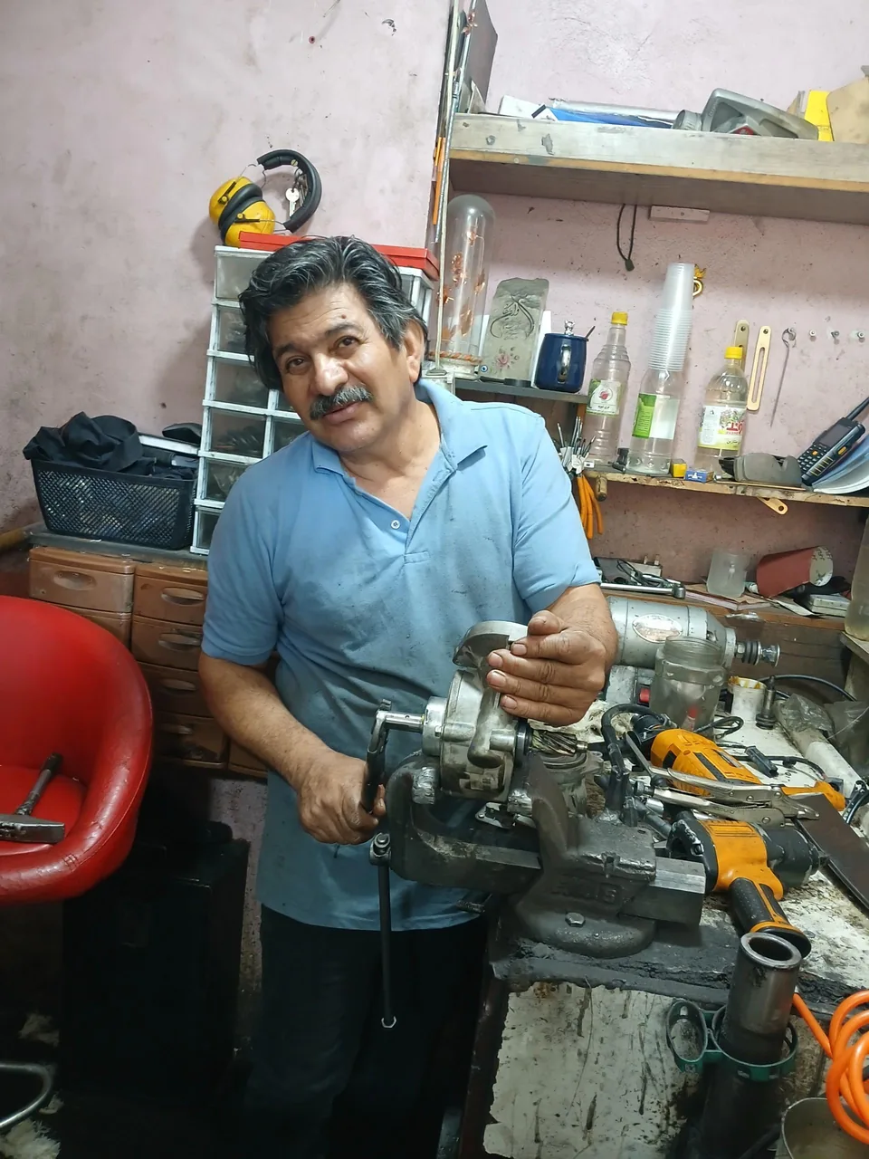 تعمیر فرمان جهان هیدرولیک - تعمیرگاه خودرو در کرمان - تصویر 5