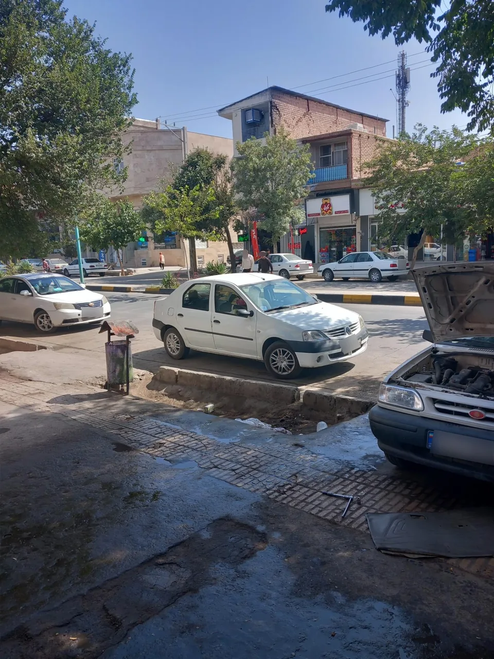 تعمیرگاه شاهرخی - تصویر 2