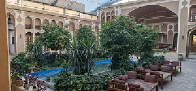 هتل رستوران سنتی مظفر