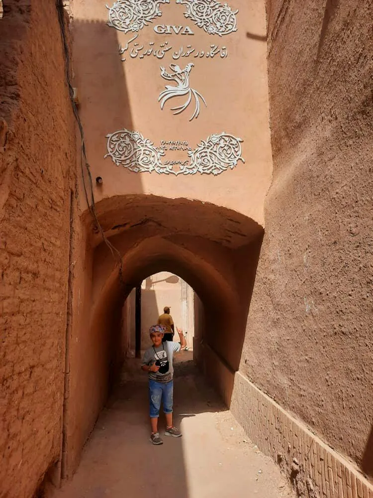 بوتیک هتل و رستوران سنتی توریستی گیوا - تصویر 6