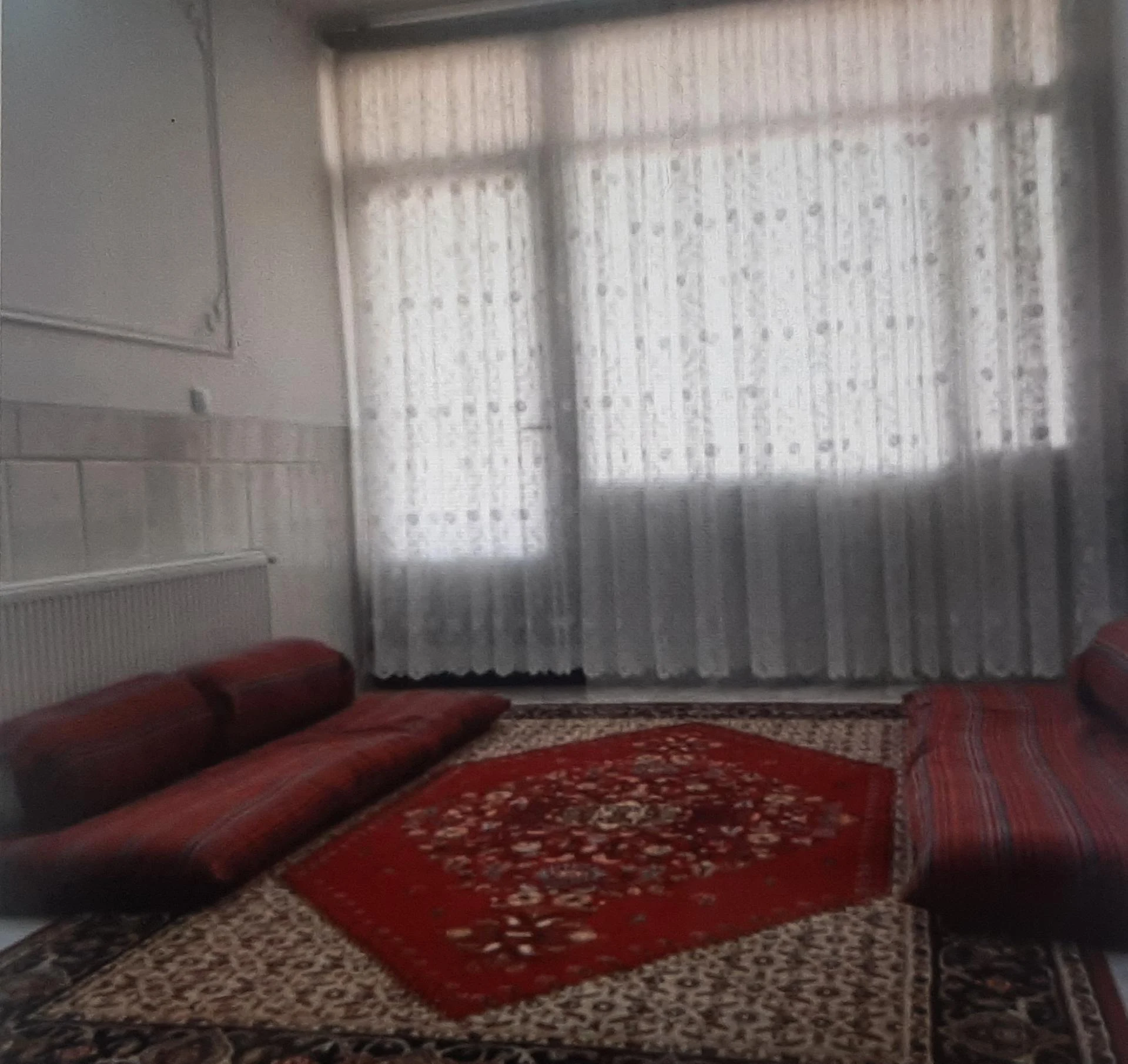 بومگردی وکافی شاپ رخ شین