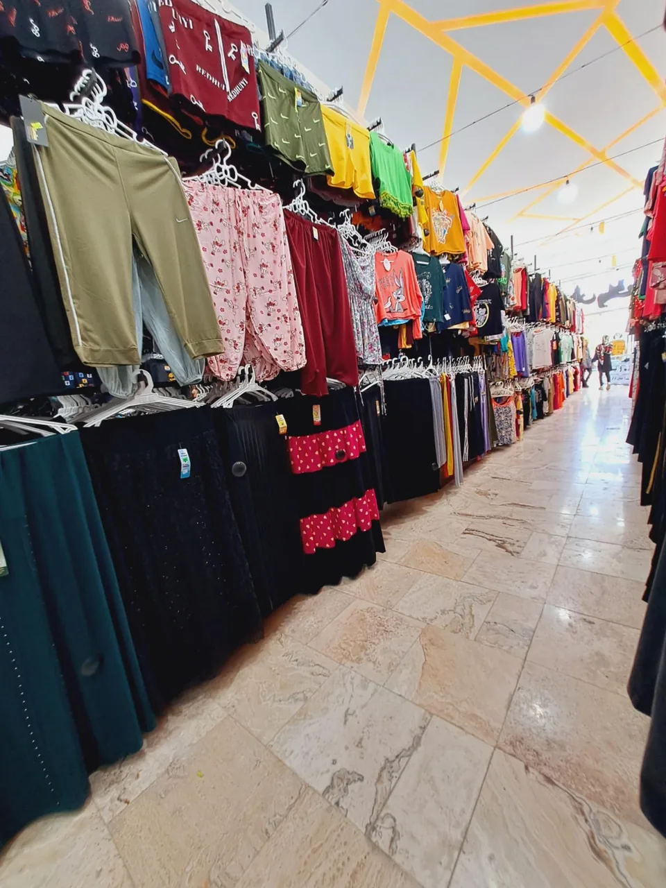 فروشگاه شهر پوشاک نوین - پوشاک (عمومی) در کرمان - تصویر 4