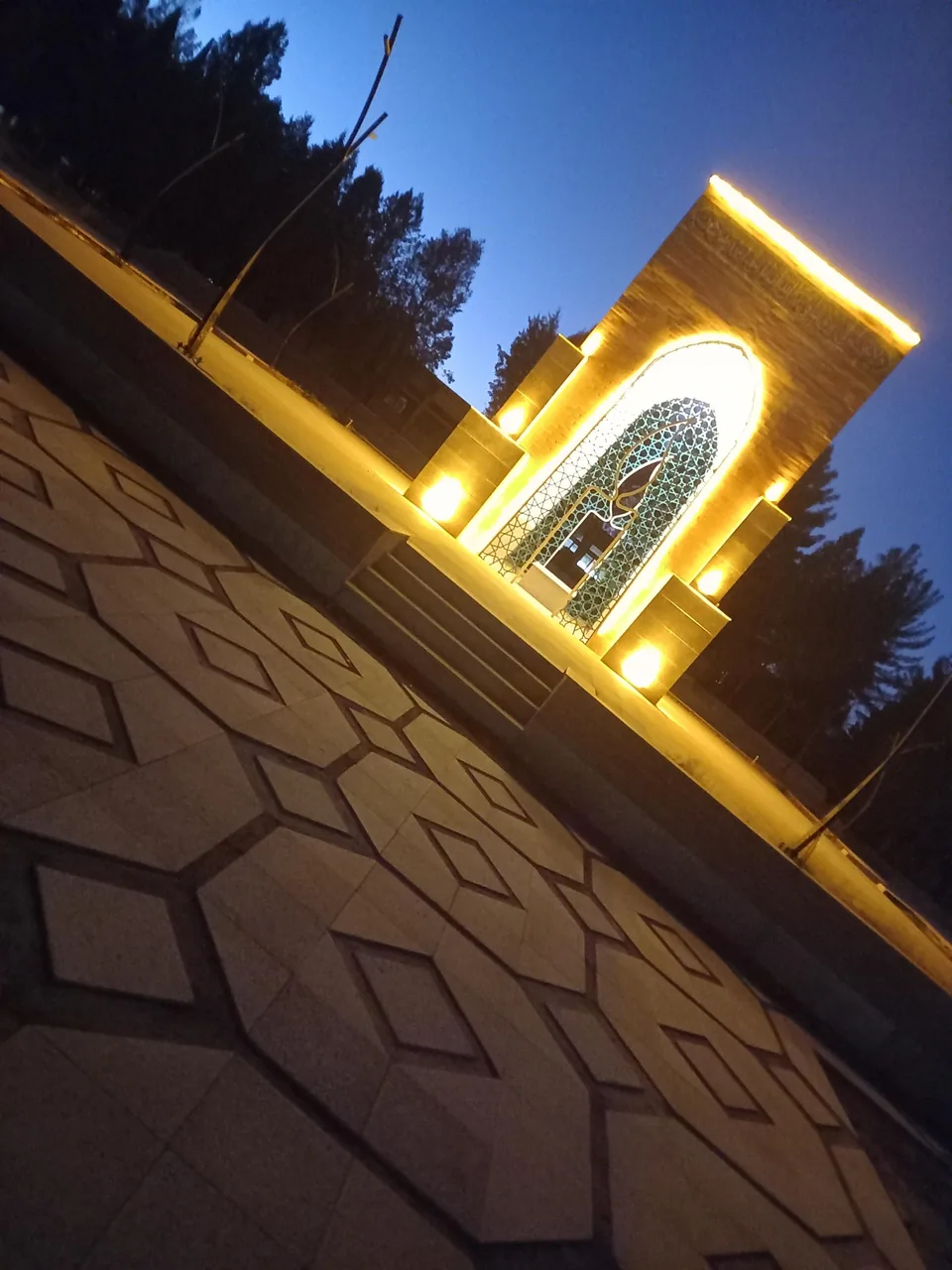 دانشکده فنی و حرفه ای شهید چمران کرمان - تصویر 2
