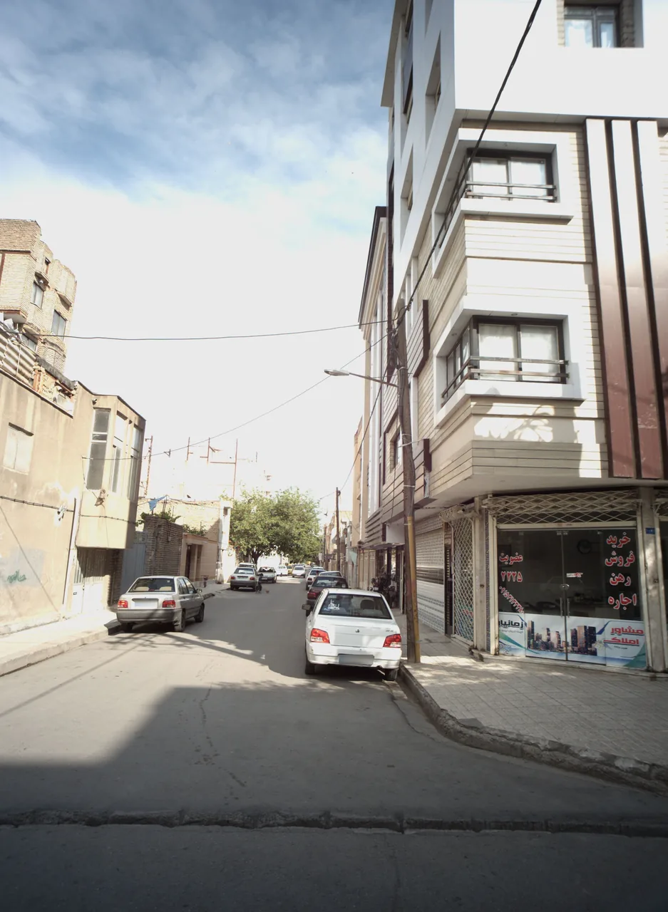 مشاور املاک زمانیان