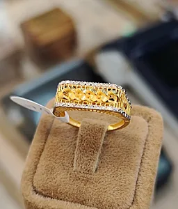 طلا و جواهری النچری