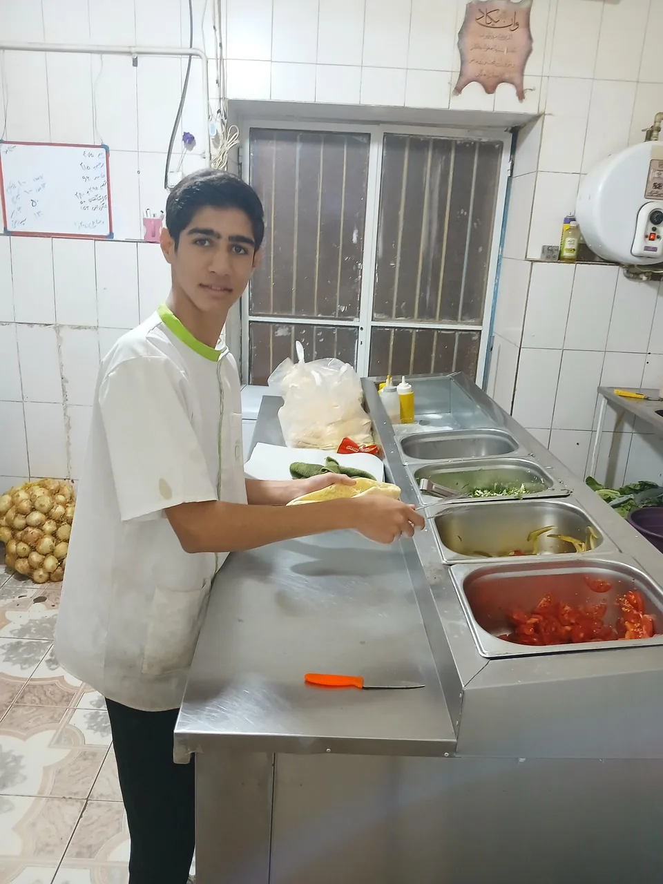 ساندویچ دایی رضا - تصویر 2
