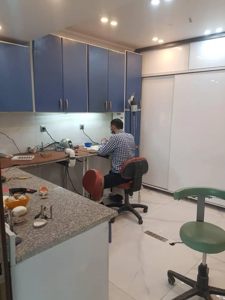 لابراتوار دندانسازی حکمت ثقفی - تصویر 5