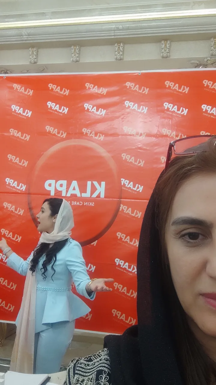 پاکسازی پوست الهام زرگر - درمانگاه در یزد