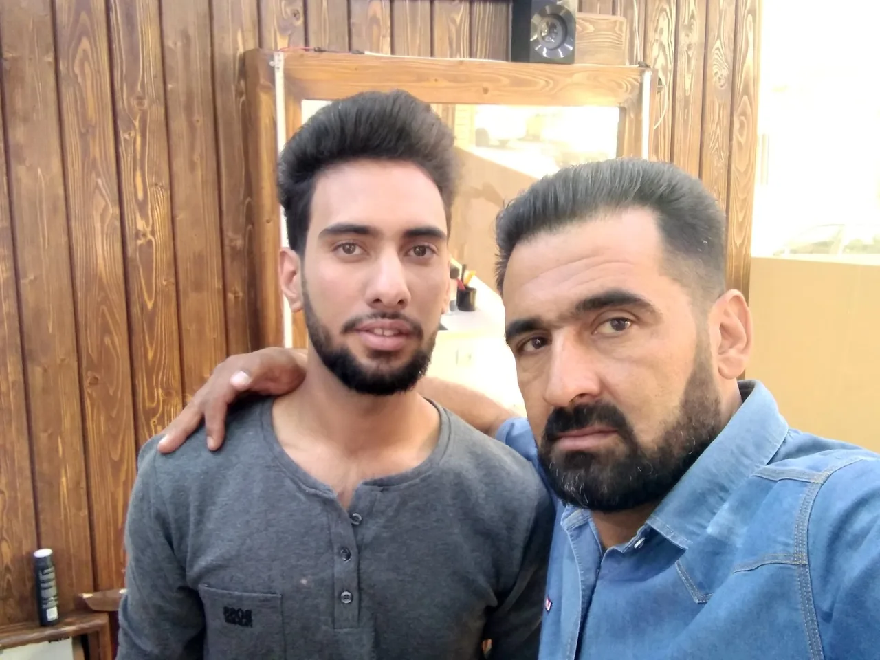 آرایشگاه نخل طلایی - تصویر 4