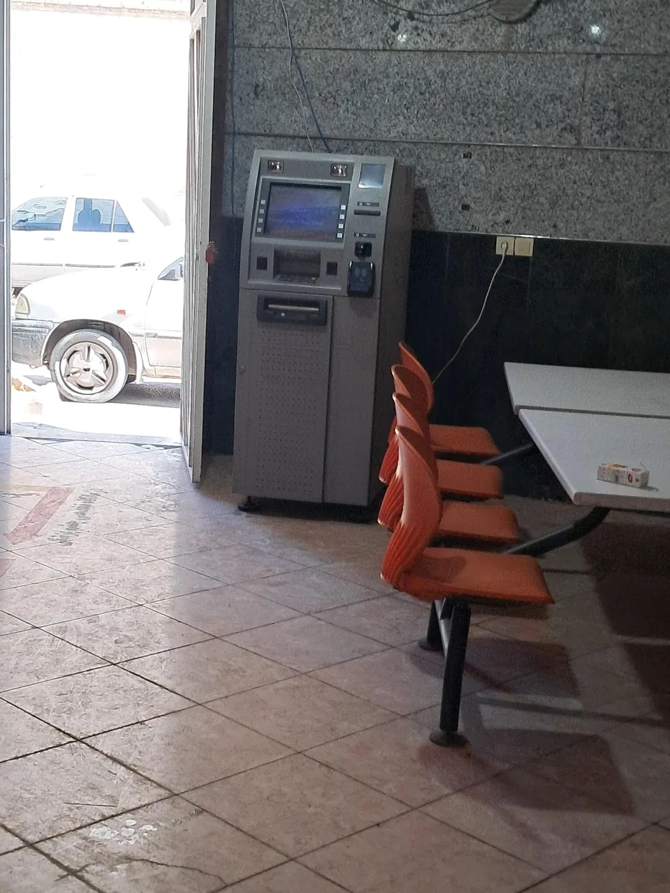 کلینیک چشم پزشکی بصیر - چشم‌پزشک در کرمان - تصویر 3