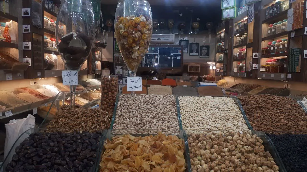 فروشگاه و نمایشگاه دانش پایه عطاری سنتی یزد - طب سنتی و عطاری در یزد - تصویر 2