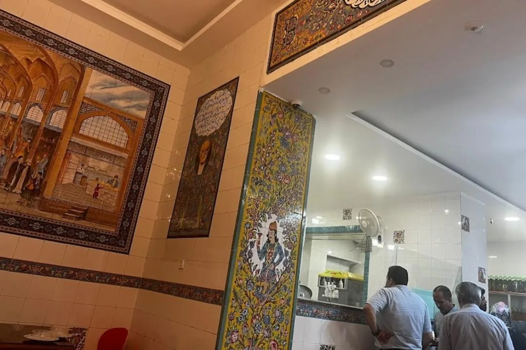 فالوده بستنی حلواسازی حاج محمدرزاقی - تصویر 2