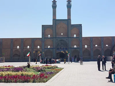 پارکینگ عمومی