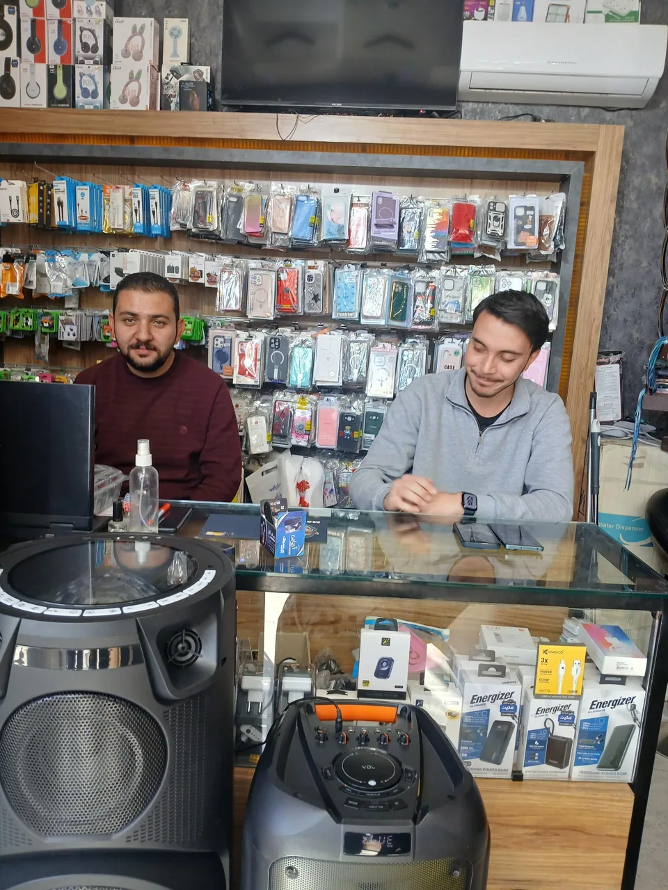 دنیای گارد و موبایل آریایی - موبایل‌فروشی در کرمان - تصویر 3