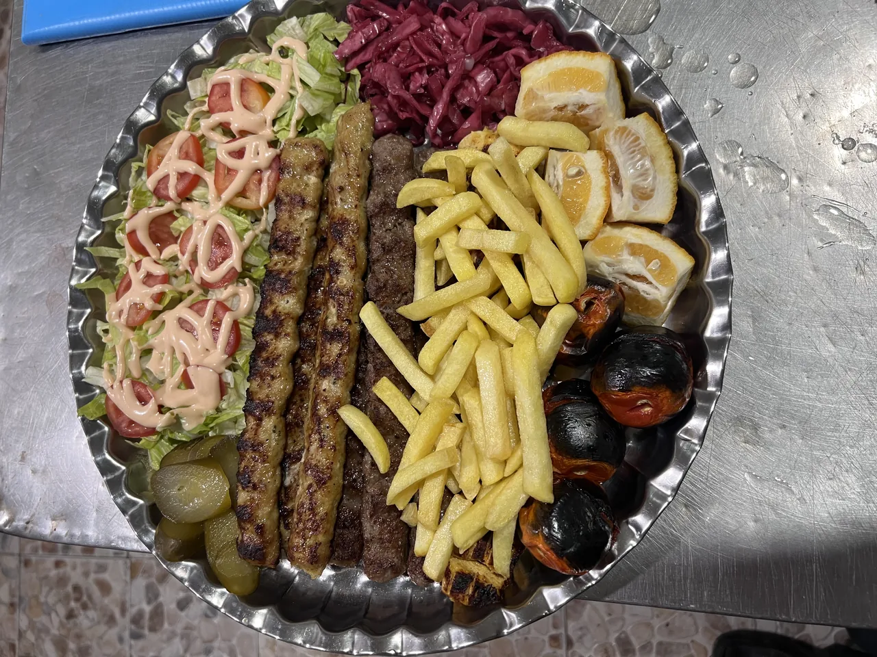 مجموعه اقامتی پذیرایی باغ میرزا - تصویر 2