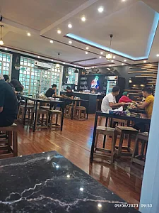 صبحانه سرای خانجون