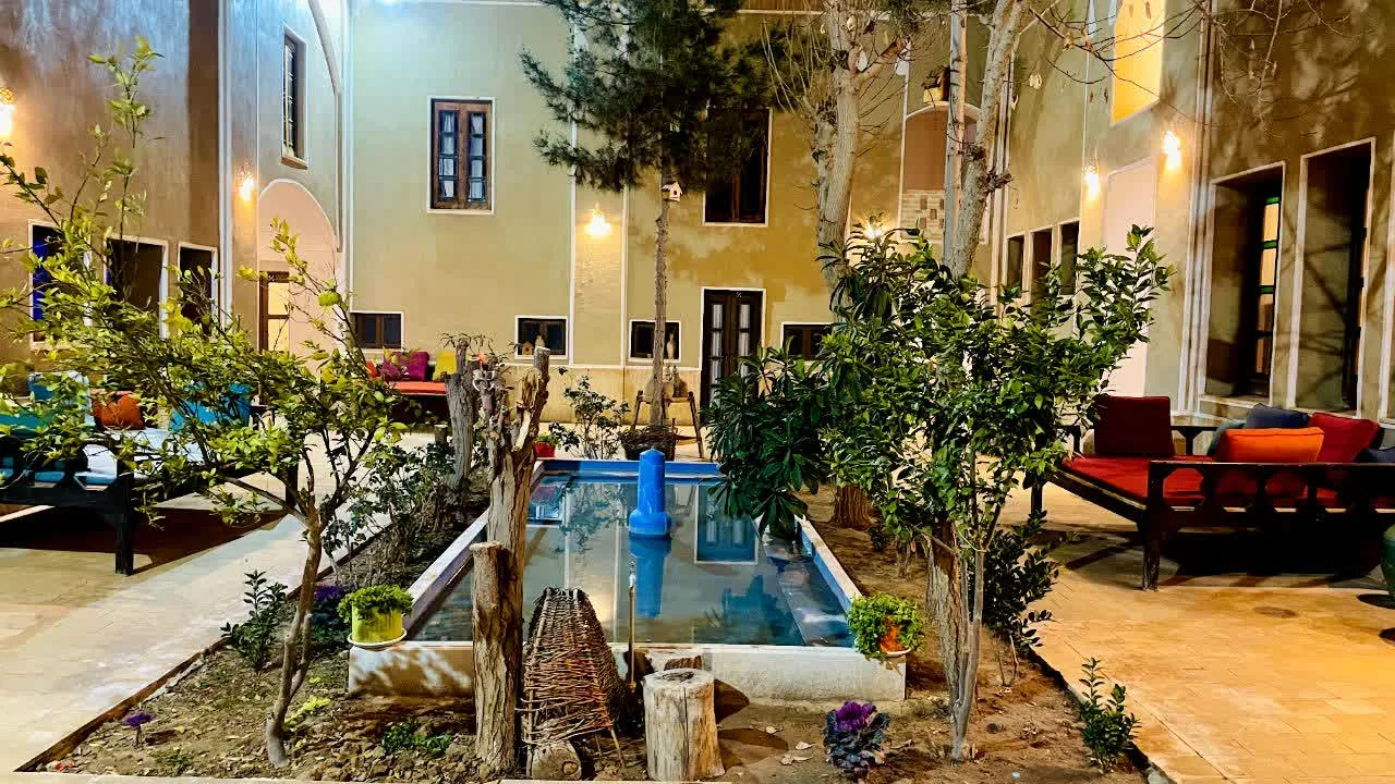 کافه سنتی کوروش - تصویر 3