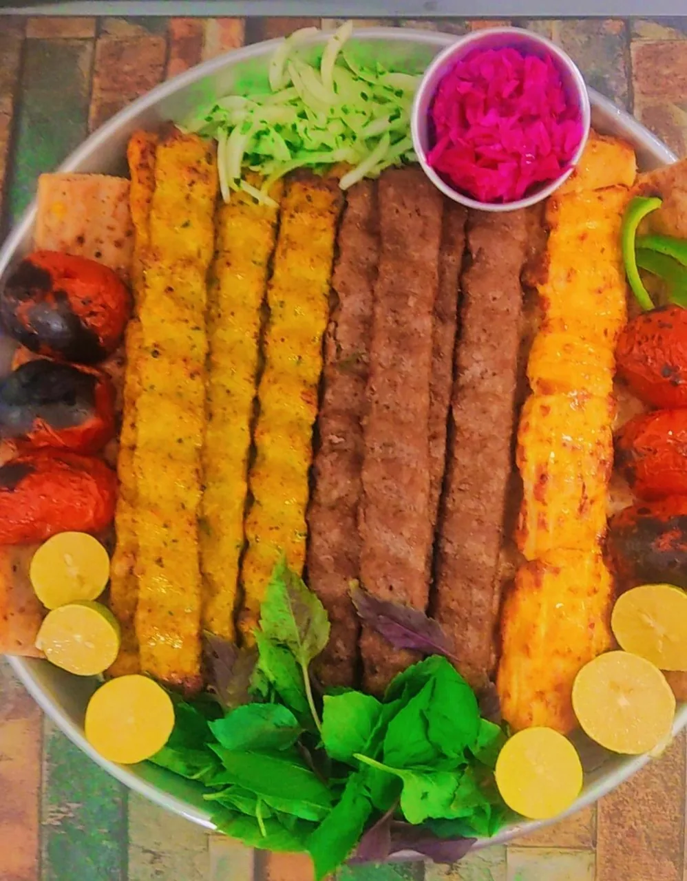 سفره خانه سنتی باغ سرآسیاب - تصویر 3
