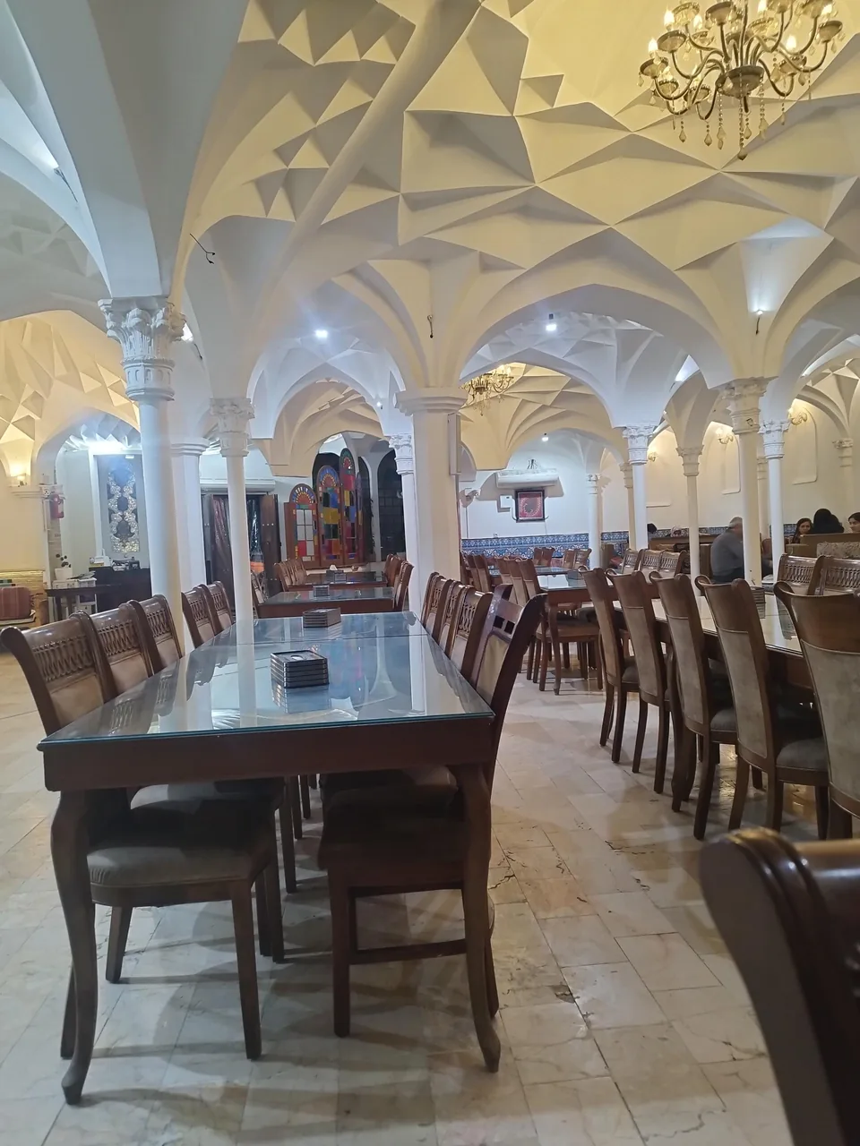 مجتمع سنتی توریستی نیکان - رستوران در کرمان - تصویر 5