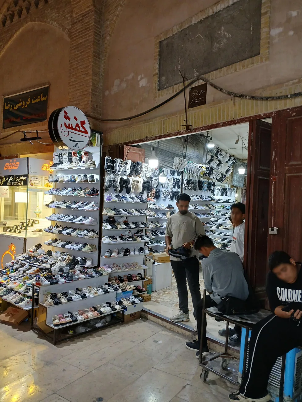 کفش میکائیل احمدی - تصویر 3