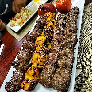 کبابی حاج مهدی