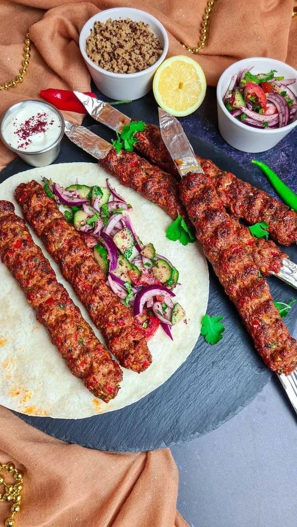 آقای کره کباب شعبه بهشت - تصویر 4