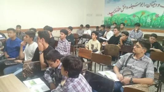 دبیرستان پسرانه شاهد آقا