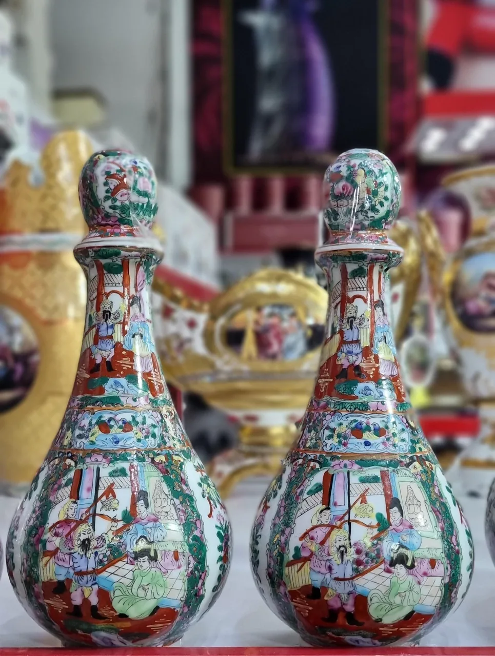 فروشگاه بزرگ لوکس جزیره - تصویر 4