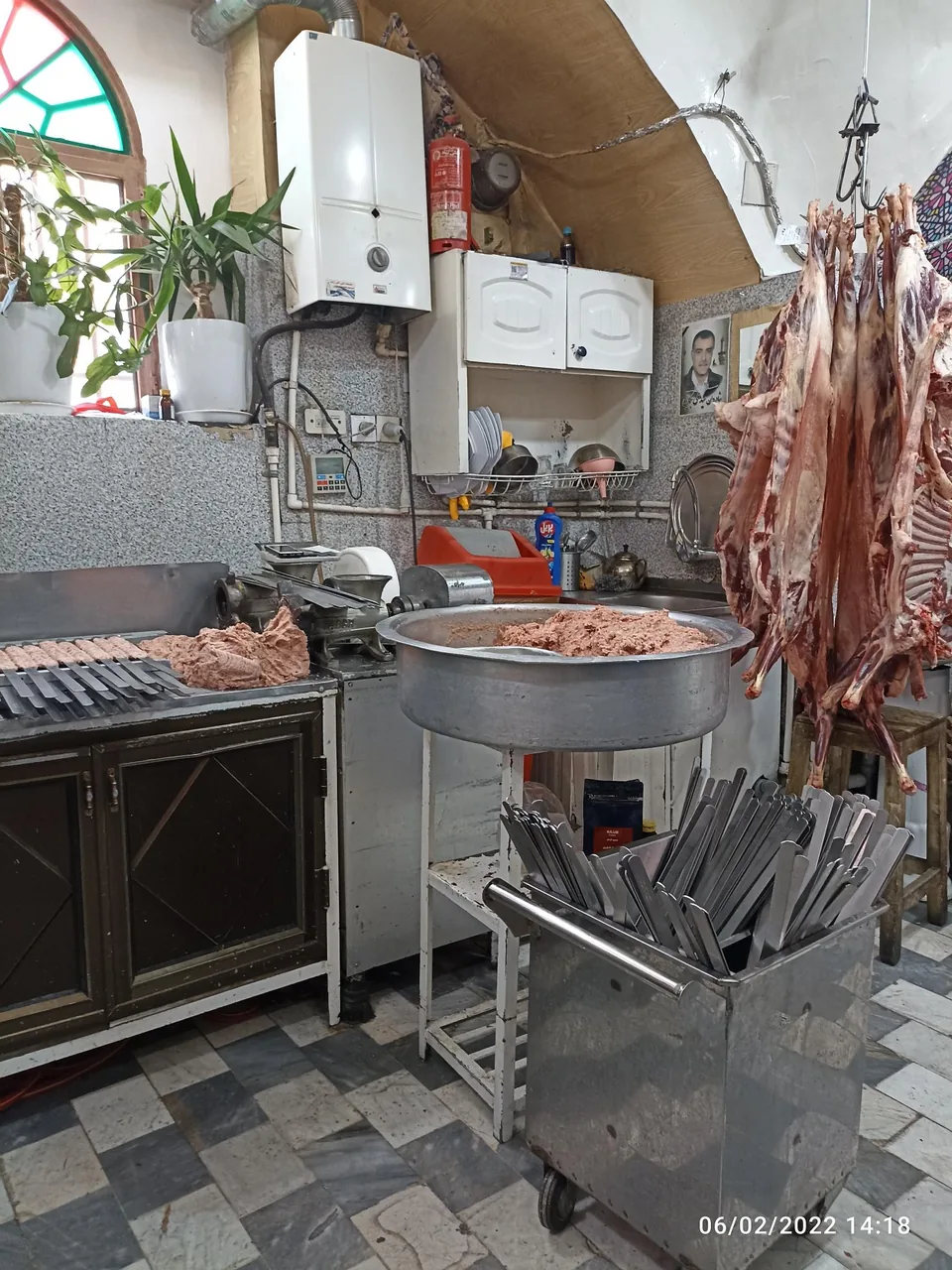 کبابی شاه حمزه