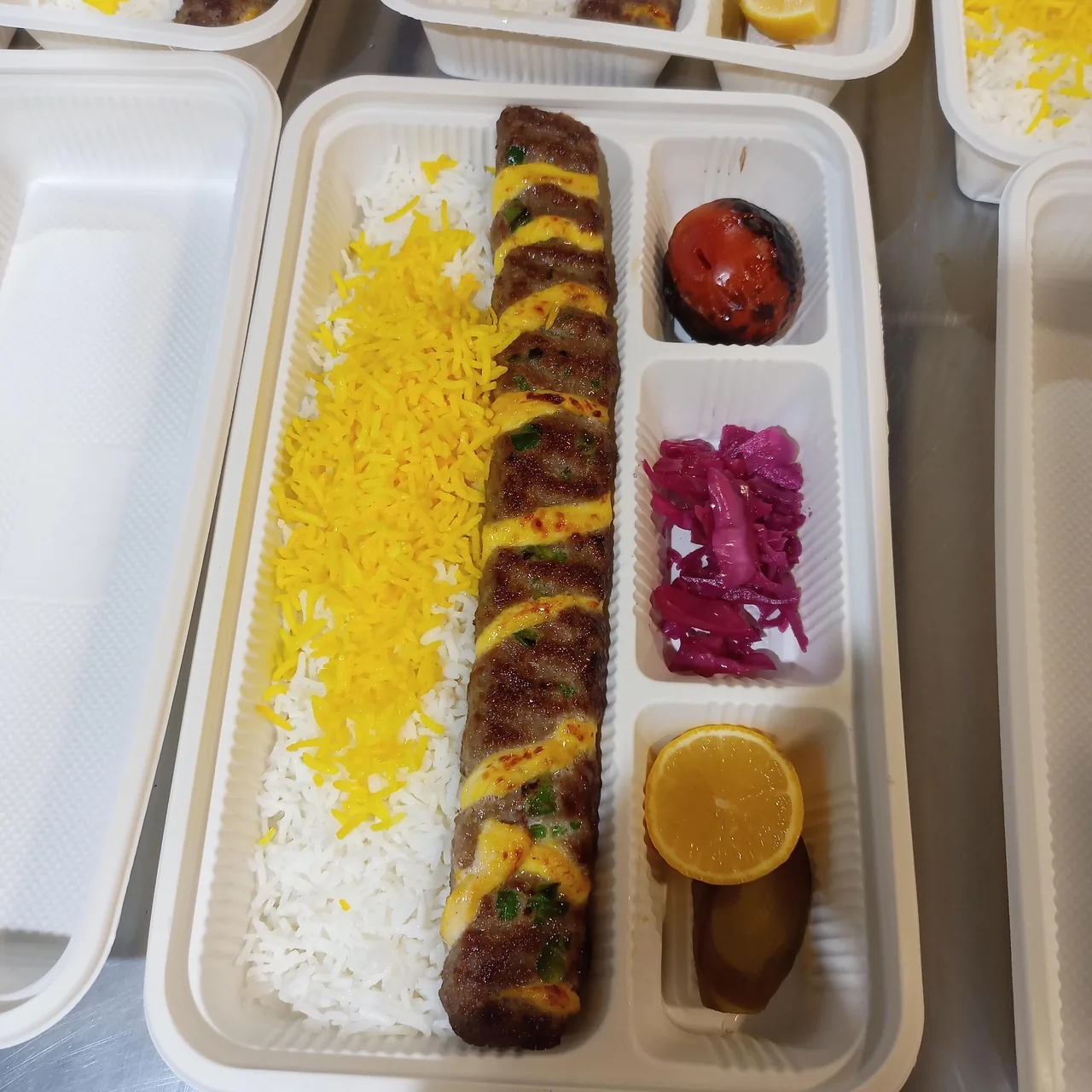 مجموعه غذایی تیمچه - تصویر 2