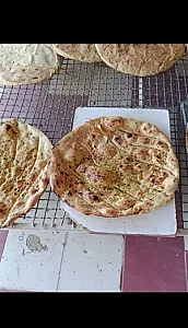نانوایی نان محلی