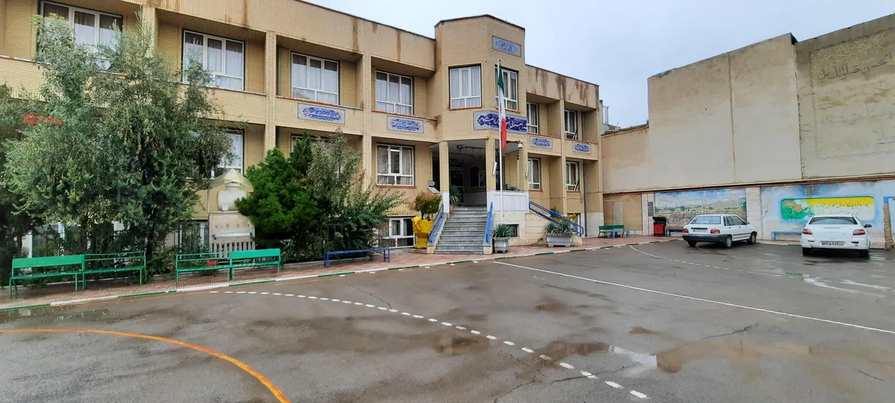 دبیرستان نمونه دولتی اصحاب کسا
